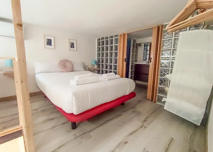 Nice Apartment At Street Level 20 Min From Sol-Piern