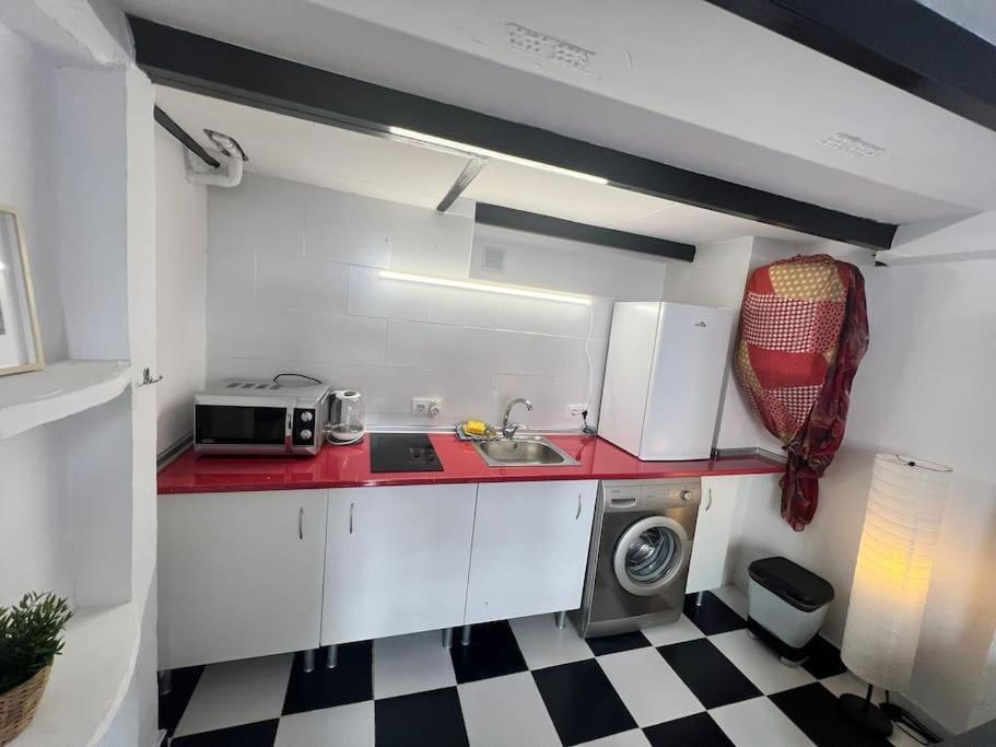 Apartment At Street Level 20 Min From Sol-piern Madrid